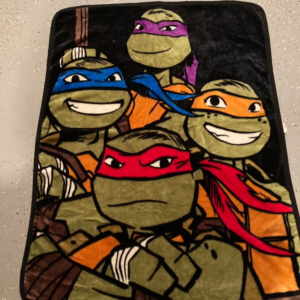 Teenage Mutant Ninja Turtles Soft Fleece Throw Blanket 4 Faces Nickelodeon